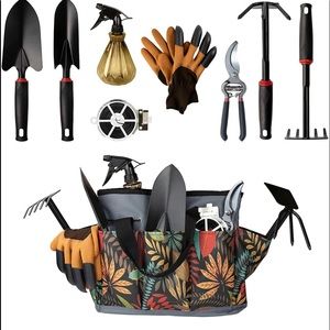 New Boxed 10 Piece Garden Set !